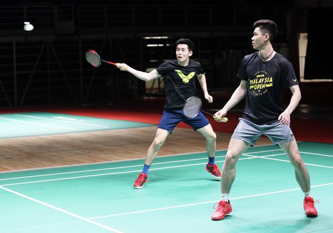 韩国队力克丹麦队，李梓嘉扛起全队